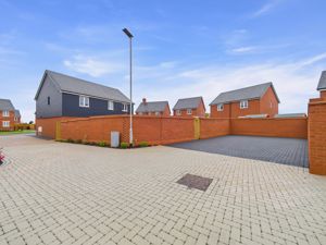 Photo 11- click for photo gallery